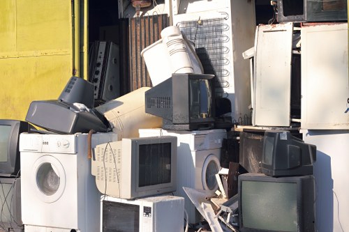 Eco-friendly disposal during flat clearance